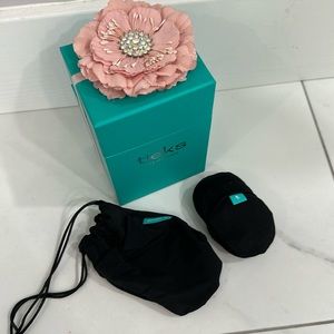 Tieks box with pink flower, packable teal tote and shoe bag
